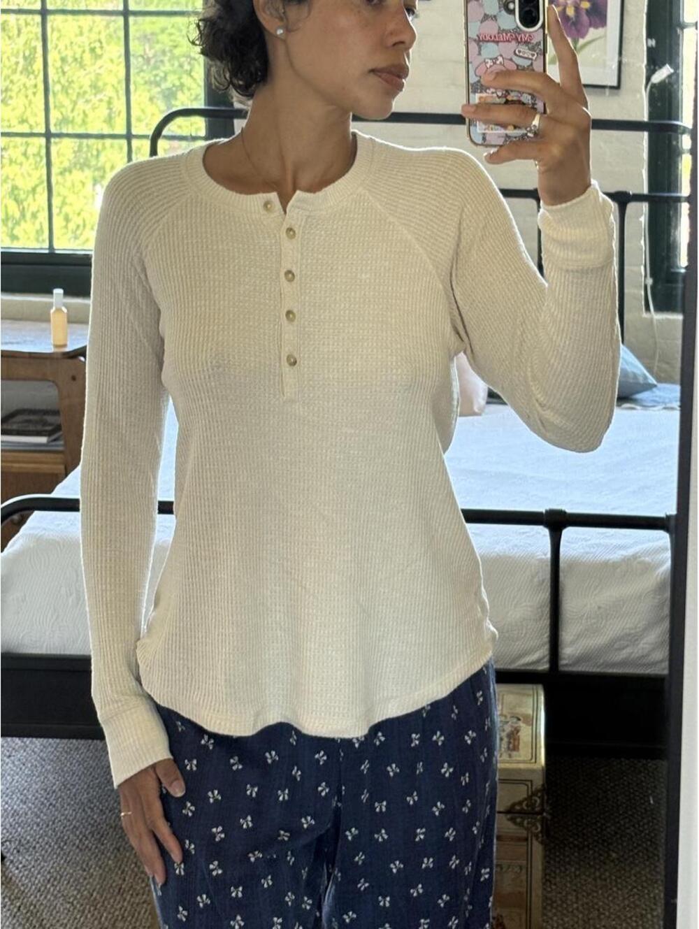 American Eagle cream ribbed Henley